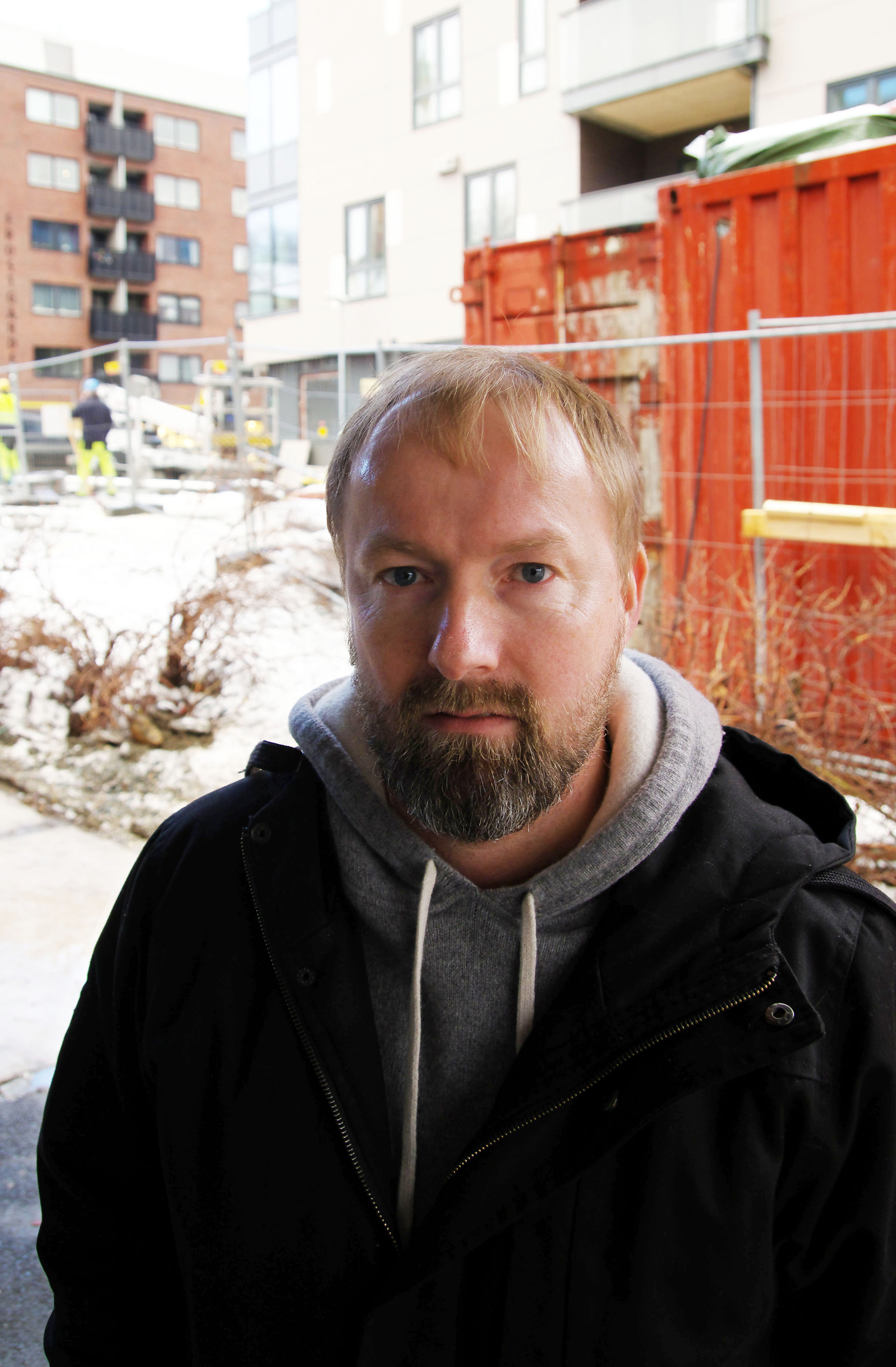 SPRER URO: Det offentlige skulle egentlig hatt bedre kontroll med useriøse håndverkere, mener Vidar Sagmyr i Byggebransjens uropatrulje i Trondheim. Foto: Bjørn Lønnum Andreassen.
