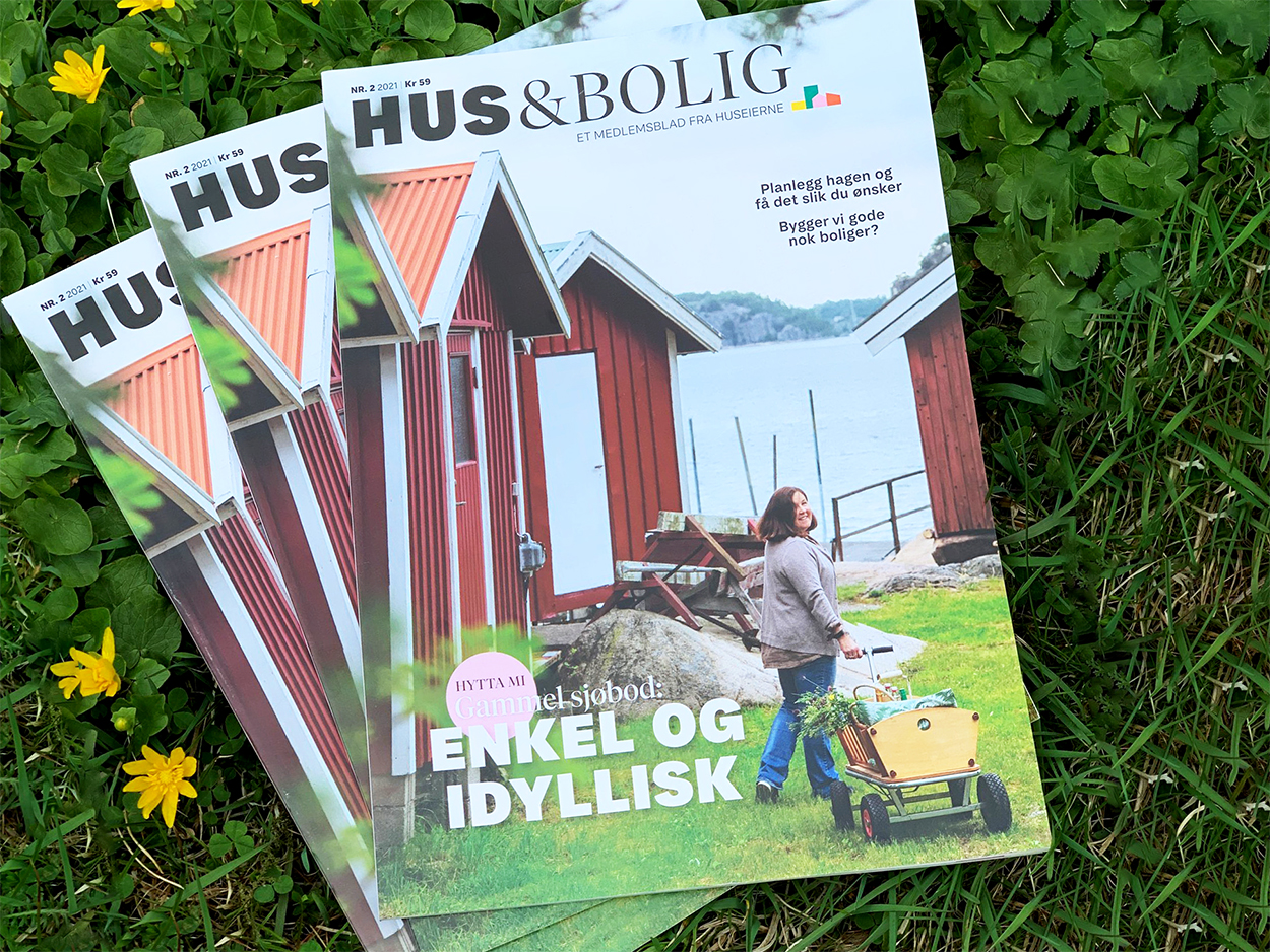 Juss-studenter svarer på spørsmål fra jusstelefonen