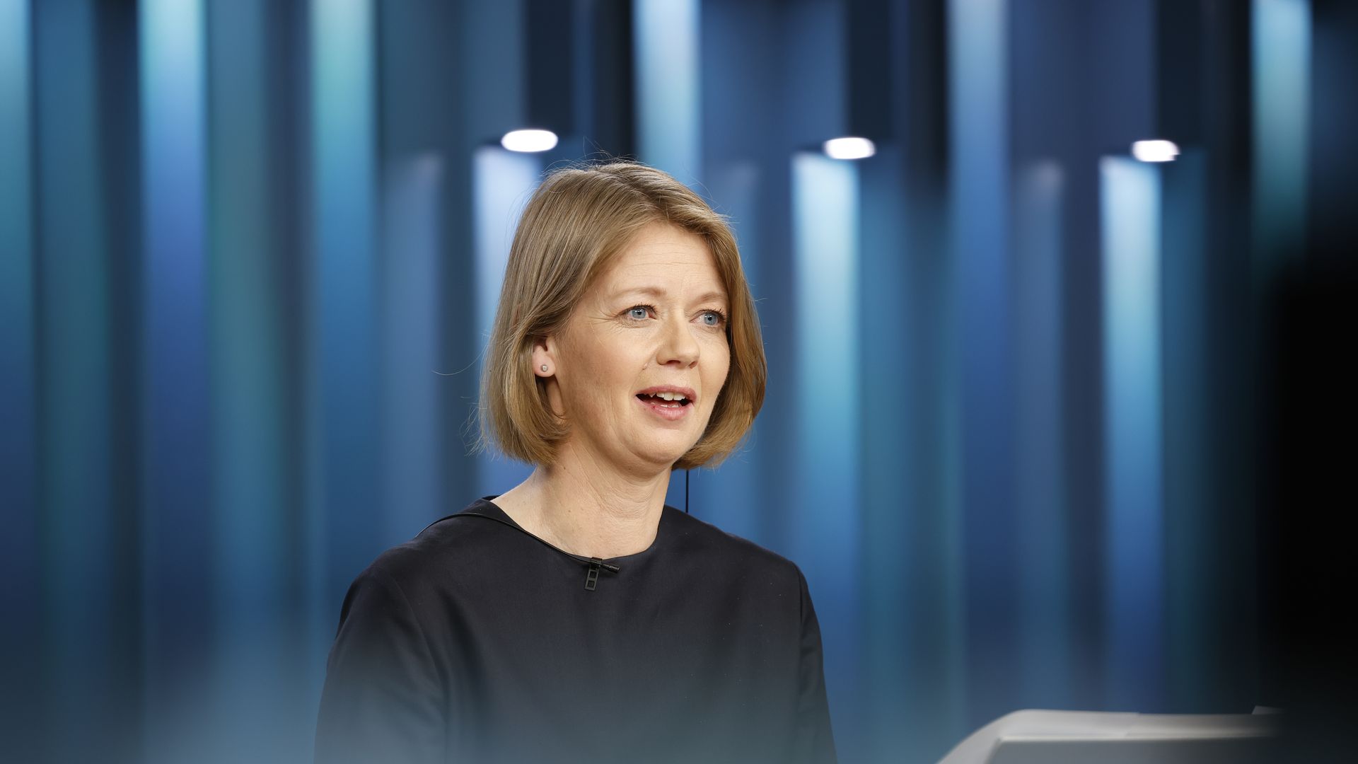  Norges Bank-sjef Ida Wolden Bache sier at norske boliglånskunder må forvente at vanlig rente på boliglån ligger litt over 4 prosent. Men det er altså først når rentene begynner å gå ned! 