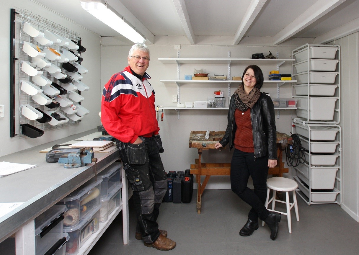 ETTER: Verkstedet er blitt lyst og ryddig. Interiørdesigner Kristin Iversen så muligheter det det før var bare rot. 