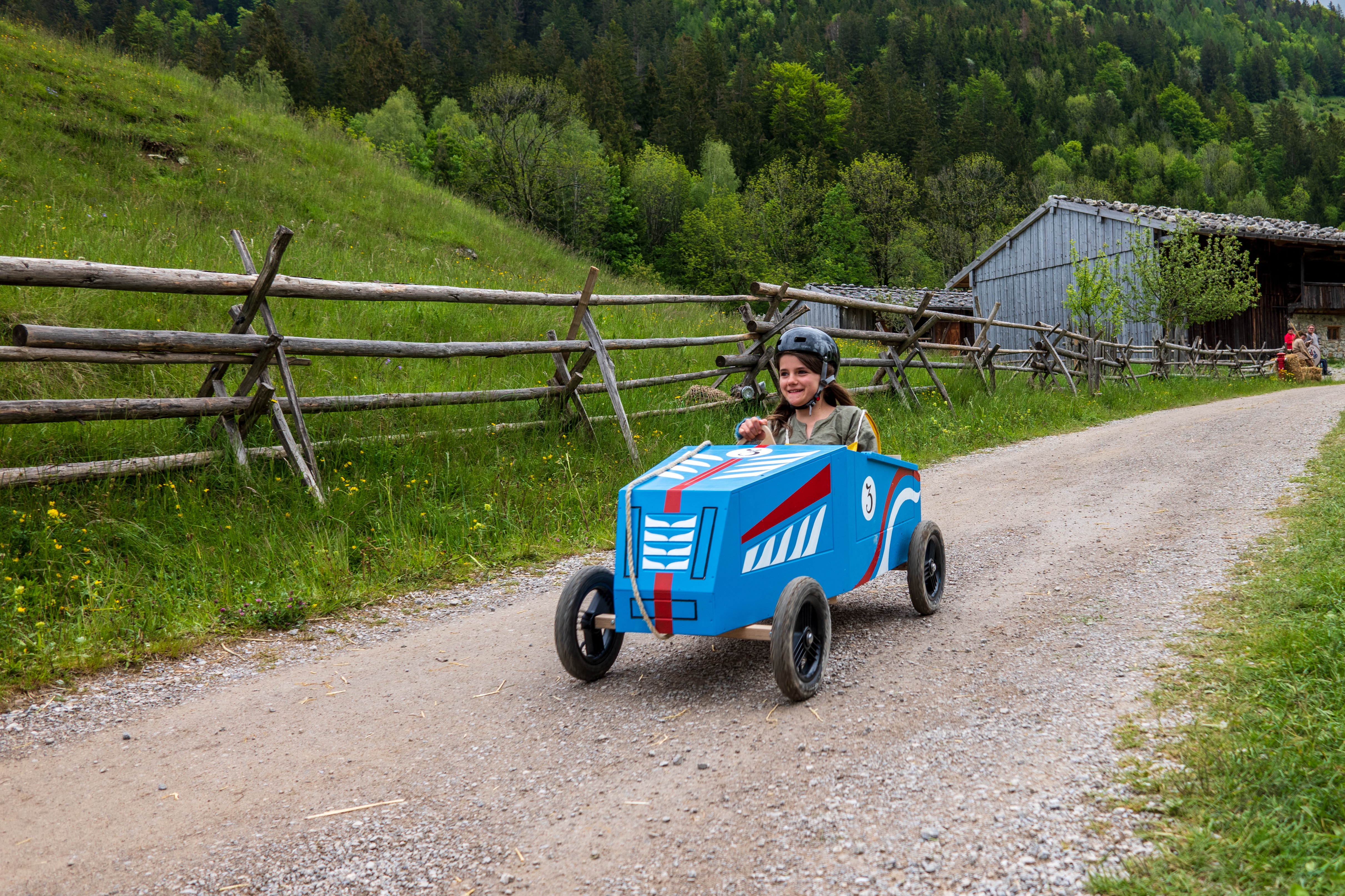 NAF har kampanje for å trygge veier i nærheten av deg.