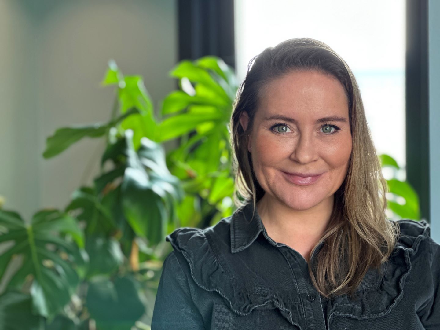 Portrett av Marianne Aarbakke, advokat i Huseierne