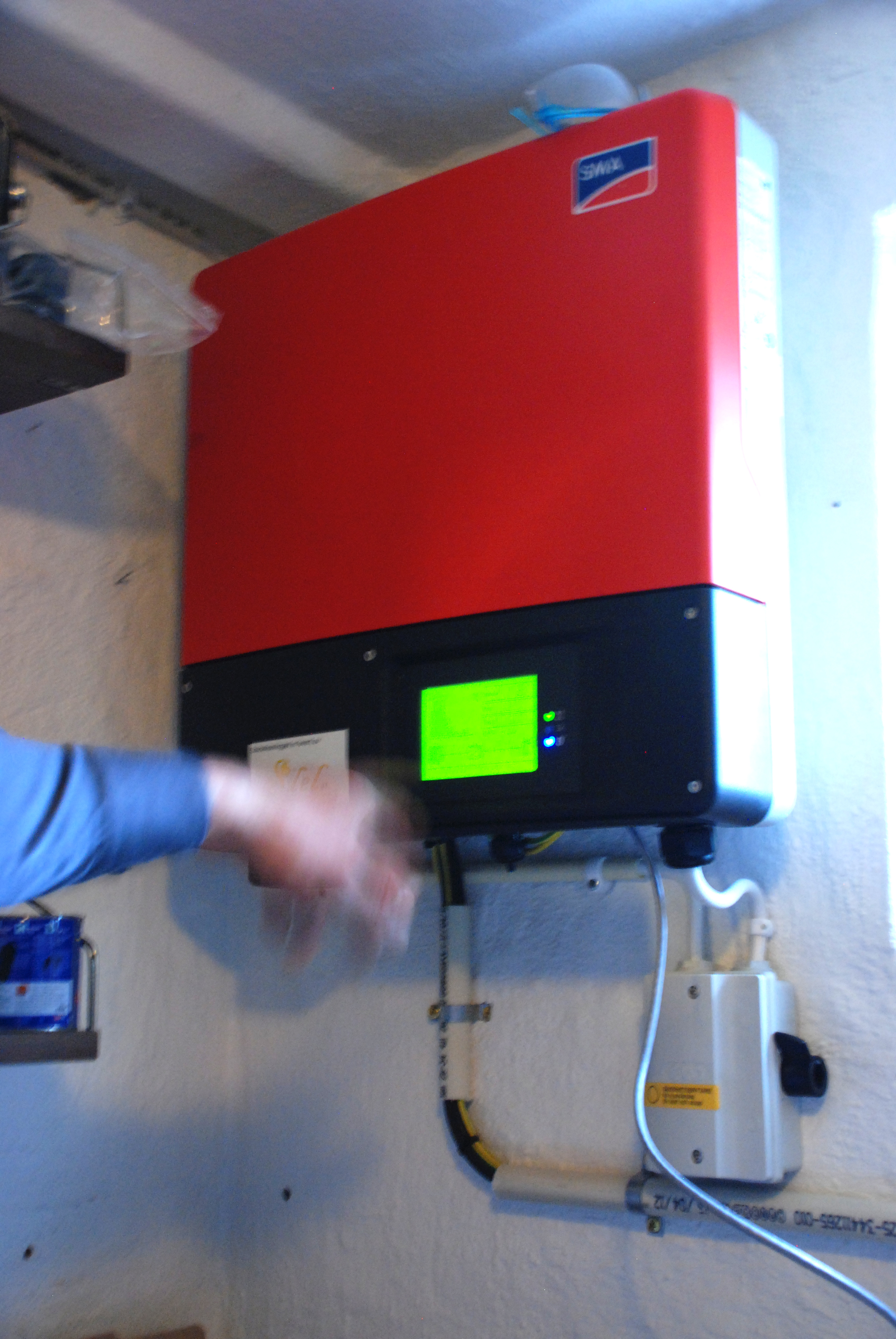 En større målestasjon plassert i kjelleren.