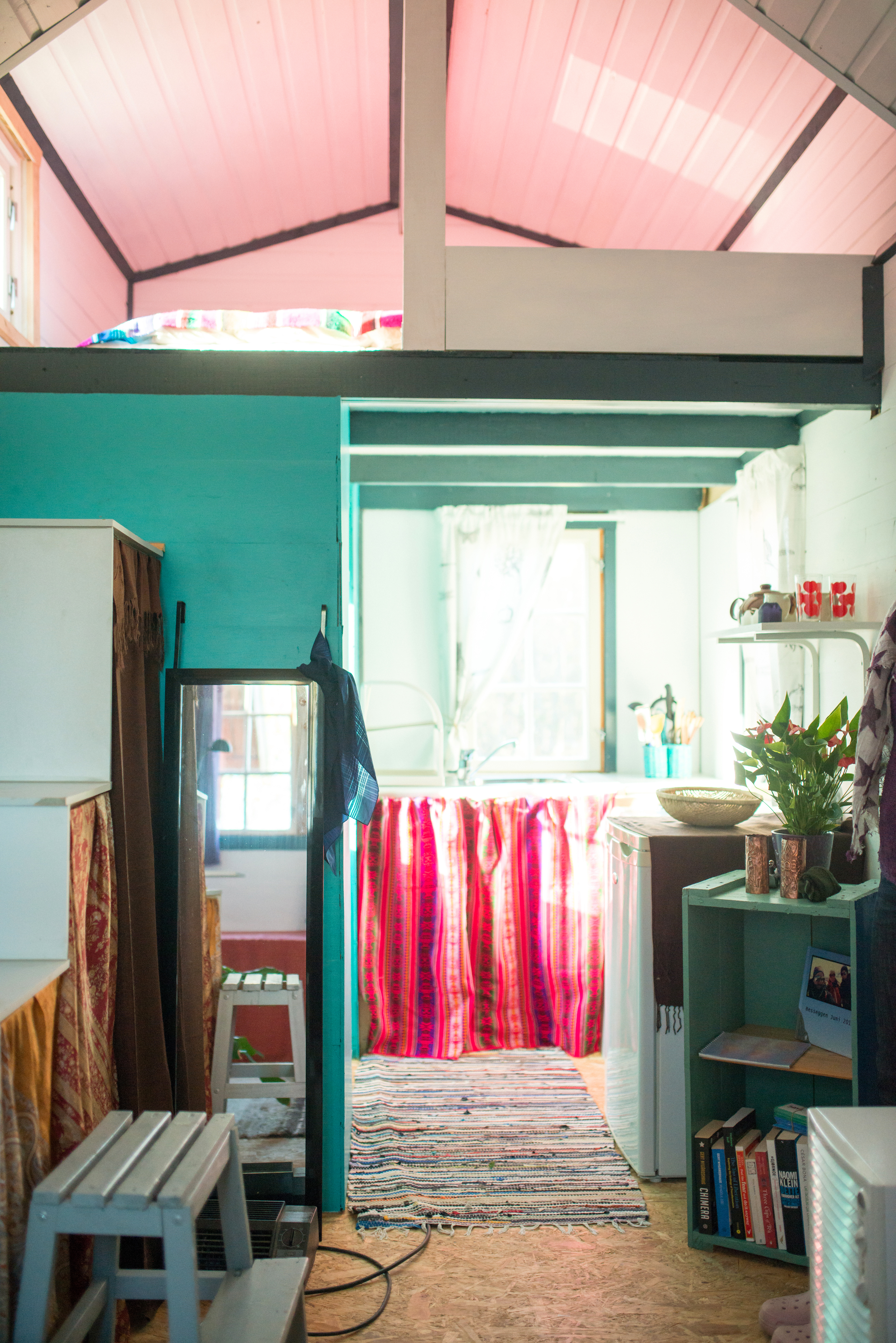 Mikrohuset rommer alt Ann Kristin trenger