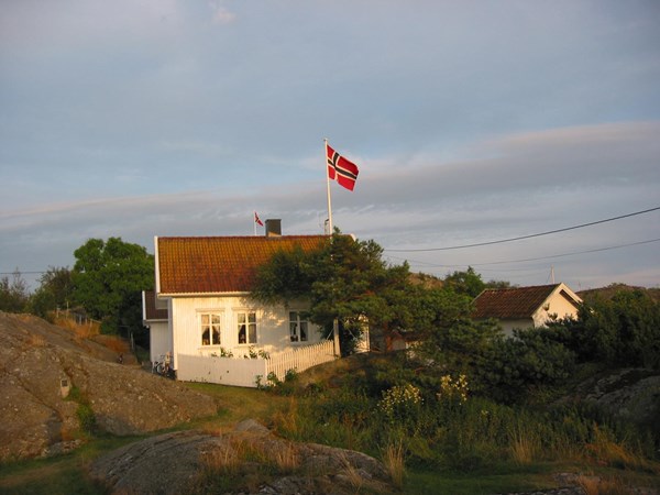 IDYLL: Feriehuset på Herføl blir mye brukt av hele familien. Foto: Privat